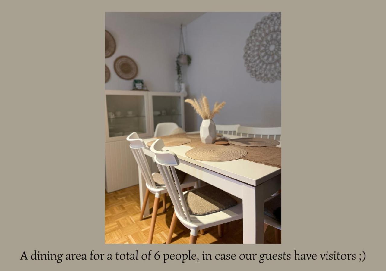 Urban Retreat - And Historic Apartment
